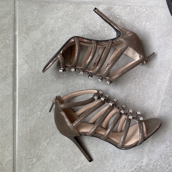 COACH STRAPPY SANDALS SHOES SIZE 8 1/2 M BRAND NEW - Picture 3 of 8